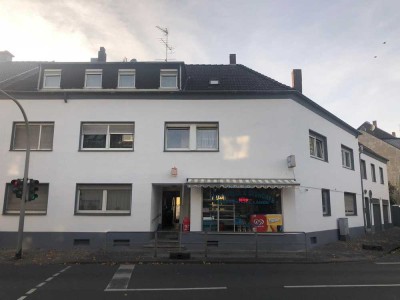 MFH mit 8 Wohnungen, 2 DHH + 1 kleine Gewerbeeinheit