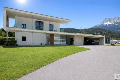 Wo Licht, Design und Ruhe verschmelzen – Exklusive Luxusvilla auf traumhaftem Grundstück