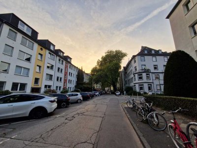 Frisch renovierte 2-Zimmer-Wohnung im Herzen des Kreuzviertels – Ersteinzug nach Modernisierung