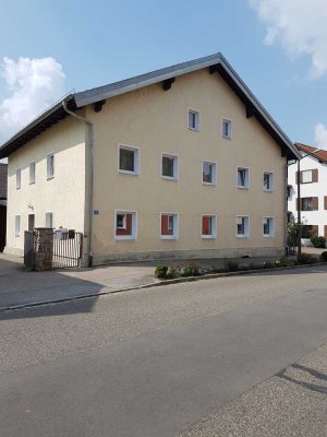 Schöne vier Zimmer Wohnung in Dollnstein (Landkreis Eichstätt )