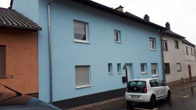 Geräumiges 6-Zimmer Haus in Allenfeld