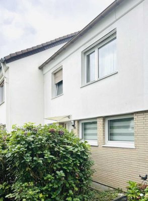 HA-Emst! Schickes Reihenhaus in sehr begehrter Lage!