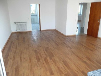 Gepflegte, WG-geeignete 3-Raum-Wohnung mit Balkon in Aachen-Eilendorf
