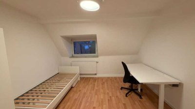 Neugründung 3er-WG | 3 möblierte Zimmer (12-17m²)|459 - 599€ All-IN