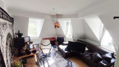 Modern und Gemütlich ­ 3 ­Zimmer-­Wohnung im Dachgeschoss!