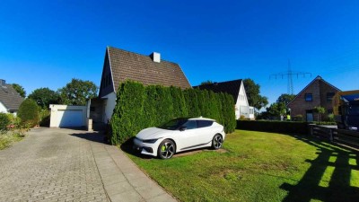 Wohnen mit Potenzial – Einfamilienhaus mit großem Baugrundstück in Haseldorf