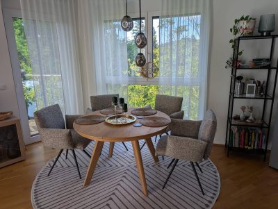 Möblierte 3-Zimmer-Wohnung mit großem Balkon zur befristeten Untermiete