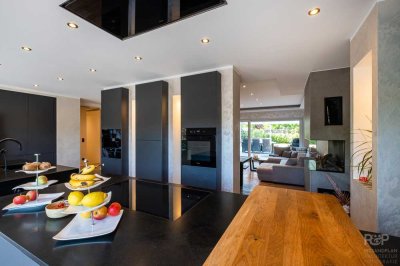 Neuss: Sanierter, luxuriöser Bungalow in ruhiger Wohnlage!