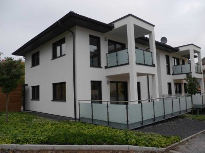 Neue 2,5 Zimmer Whg mit gehobener Innenausstattung, EBK