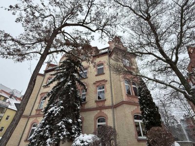 WOHNEN AM STADTPARK- STILVOLLE EIGENTUMSWOHNUNG 2 ZKB IN GRÜNDERZEITVILLA