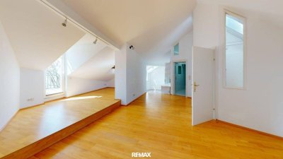 1-Zimmer-DG-Wohnung mit hofseitiger Terrasse direkt auf der Währinger Straße