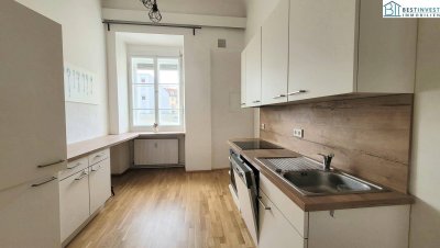 Sanierter Altbau im Zentrum für Büro oder Ordination