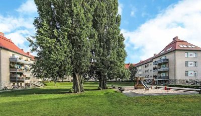 4-Zi.-Altbau 1. OG mit Balkon & grünem Blick – Wilhelmstadt