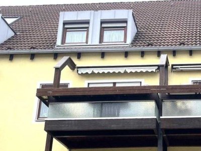 Pfiffige Maisonette-Wohnung 
Vermietete 3 Zimmer-Wohnung mit sonnigem Balkon