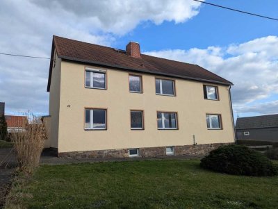 Schönes Zweifamilienhaus zum sofortigen Bezug