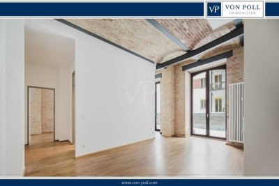 Ruhiges Hinterhof‑Loft in Bestlage: Helle EG‑Wohnung mit Terrasse & TG‑Stellplatz im Prenzlauer Berg