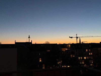 Eine lichtdurchflutete Oase. Penthousewhg, Süden, Terrasse, Prenzlberg.