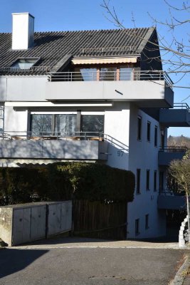 Helle 3-Zimmer Dachgeschosswohnung mit Balkon im Heilbronner Osten