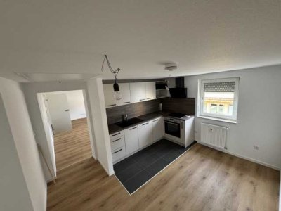Helle 3-Zimmer-Wohnung im 1. Obergeschoss in Frankfurt Nieder Erlenbach