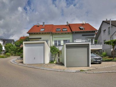 Sehr gepflegtes Reihenmittelhaus in familienfreundlicher Lage