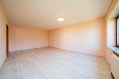 Für Familien oder Investoren! 4-Zimmer inkl. EBK, Balkon & TG-Stellplatz! WG geeignet!