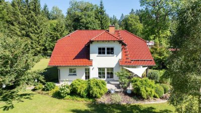 Villa mit Einliegerwohnung im Urlaubsgebiet + Restaurant / Pension