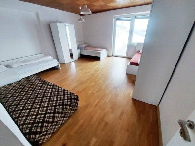 145 m² möblierte 5-Zi-Wohnung mit Terrasse und Untervermietrecht bzw. als WG / Arbeiterquartier