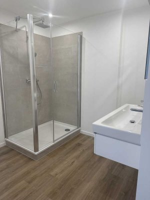 Traumhafte 3-Zimmer-Wohnung mit zwei Balkonen, Kamin & hochwertiger Ausstattung – zentral & ruhig