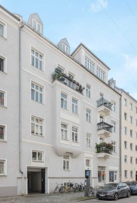 Elegante 2-3 ZIMMER WHG im exklusiven JUGENDSTILALTBAU in bester Lage Münchens (unvermietet)