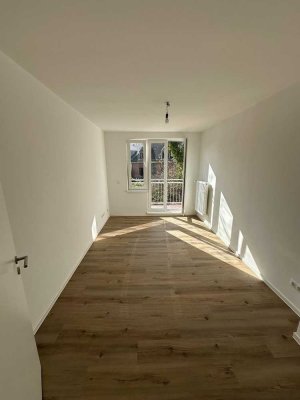 Kernsanierte 3-Zimmer-Wohnung (79,5 m²) mit Südbalkon & moderner Einbauküche -