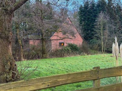 RESERVIERT !Familienhaus EFH kleines Wäldchen) Am Außendeich in Balje-Hörne Sanierungsbedürftig