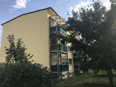 Top renovierte 1-Raum-Wohnung mit Balkon und super tollem Ausblick