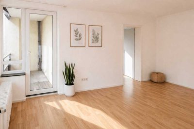 Kapitalanlage mit 7,8 % Bruttorendite - Vermietete 2-Zimmer-Wohnung mit Balkon im 1.OG
