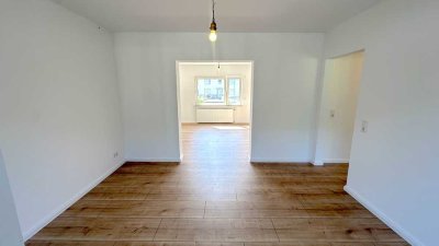 Kernsanierte 2,5 Zimmer Wohnung in Köln Dünnwald