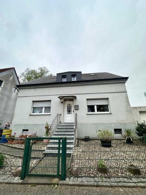 "Ehrensache"... Charmante 3-Zimmer-Dachgeschosswohnung mit Garage in Herne