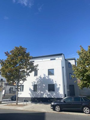 Exklusive 3-Zimmer-Wohnung (1. OG) in Viernheim (BJ 2020)