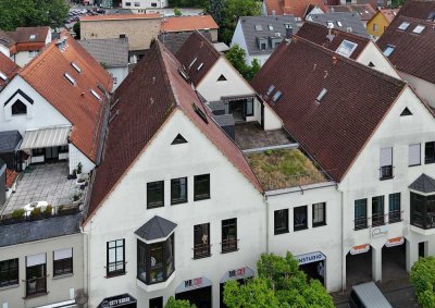 Hofheim:  Einzigartige 144m² mitten im Geschehen, über den Dächern von Hofheim
