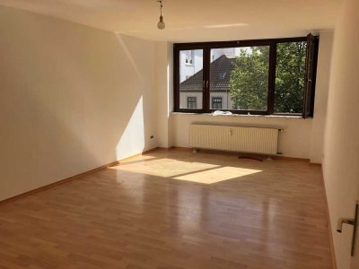3-Zimmer, 2 Bäder, EBK, Balkon in Bremen-Mitte zum 1.4.26 von Privat