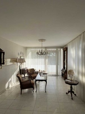 Gepflegte Wohnung - Etagenwohnung in gefragter Lage von Köln-Rondorf