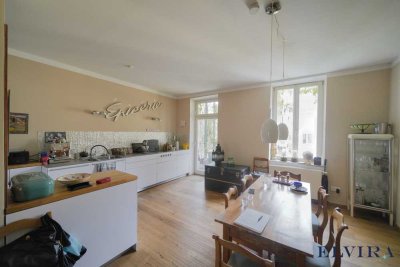 ELVIRA - Haidhausen, wunderschöne Altbauwohnung mit Balkon in begehrter Lage