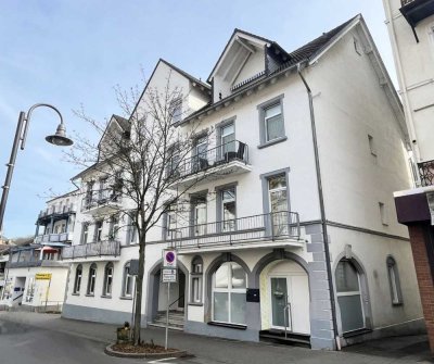 Kapitalanlage: Großzügige 4-Zimmer-Wohnung mit Balkon und Garage in zentraler Lage von Bad Münster