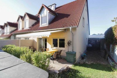 Willkommen zuhause: Gepflegtes Reiheneckhaus samt Garten, Spa-Bereich und Carportstellplatz