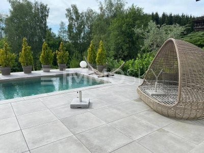 Stilvolle Residenz mit weitläufigem Außenbereich und exklusiven Extras