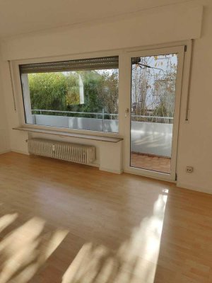 Gepflegte 3‑Zimmer Wohnung mit Balkon in Walheim