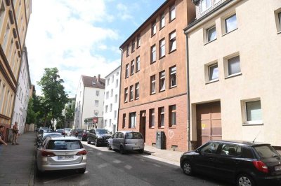 Altbau im Phoenixviertel - frisch renoviertes 2-Zimmer-Zuhause mit grünem Rückzugsort