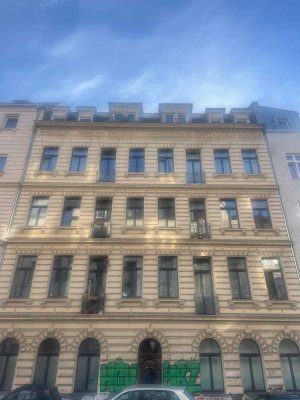 Rathenauplatznähe, 4 Zimmer-Maisonette-Wohnung im Altbau