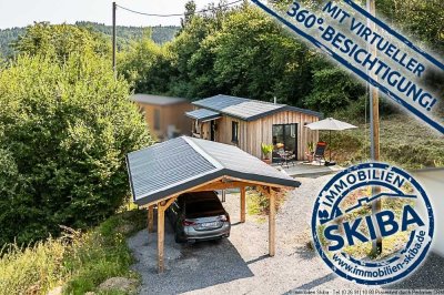 Kleines, kompaktes Tiny House mit Terrasse und Carport in Acht zwischen Mayen und Adenau