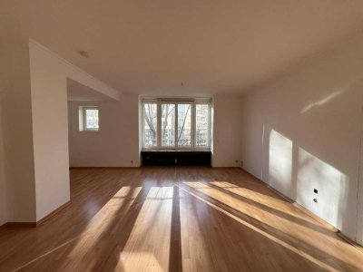 Eine 4-Zimmer-Wohnung - zwei Einheiten, provisionsfrei, stadtnah, mit Gestaltungspotential