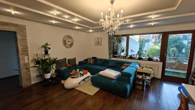 Gepflegte 4-Zimmer-Wohnung mit Balkon in Baden-Baden Oos