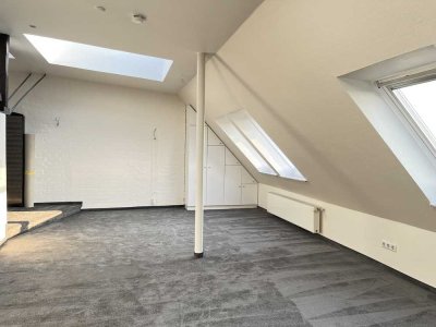 Weserblick/Individuelle Wohnung über den Dächern von Bremen